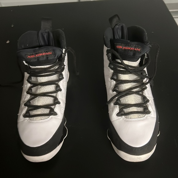 Women’s Jordan’s Sneakers